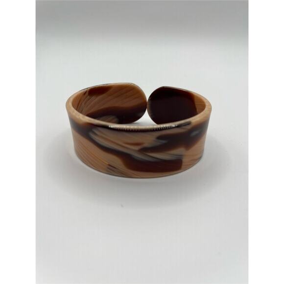 Earth-toned Adrienne Vittadini Lucite Bracelet - Picture 1 of 1